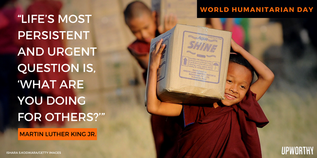 Upworthy's tweet photo. This #WorldHumanitarianDay, let's celebrate those doing good in the world. Learn more here: http://t.co/XX5tba0f2R http://t.co/XETqeufTCg