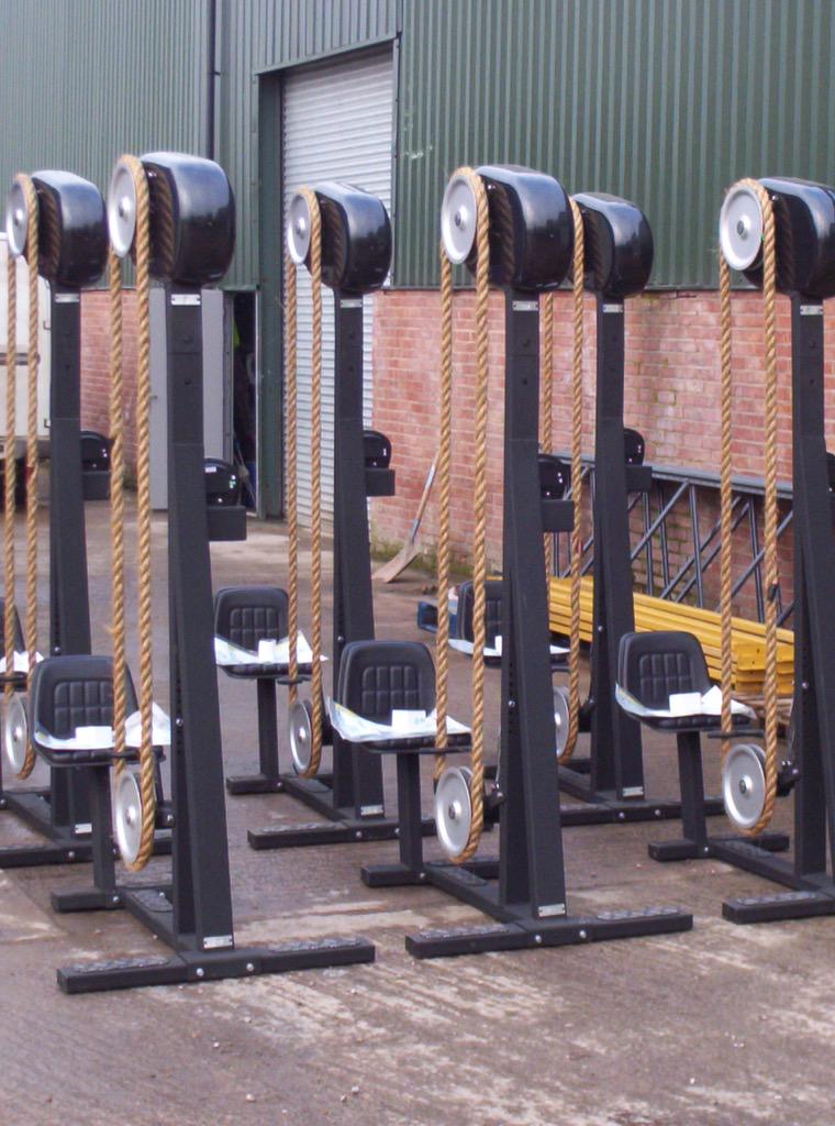 thegrappleruk's tweet photo. 6 Grapplers lined up and ready to go out to the MOD

#fitfam #fitness #grappler #gym #ropepull #fitquote #strength http://t.co/ijZkW4eH5F