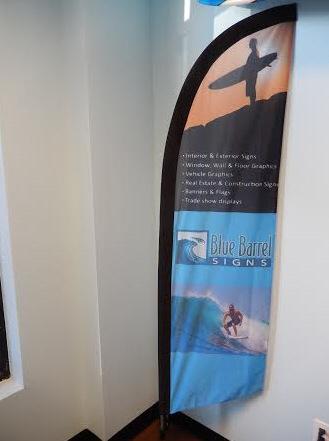 BlueBarrelSigns's tweet image. #Fabric #Windflags are perfect to display your #Logo at the next #BendOR outdoor event!