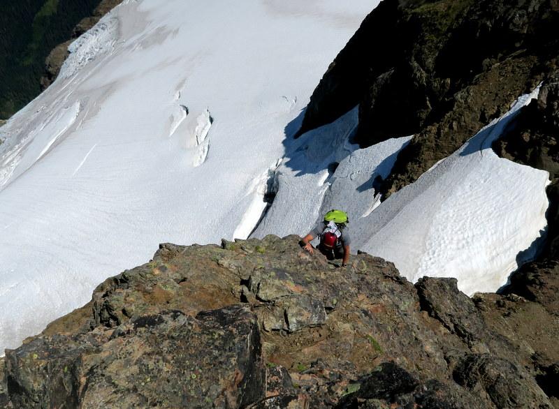 Mike T climbing through the crux on Tomyhoi peak.North Cascades Washington. @SuuntoCanada #suunto #ambit