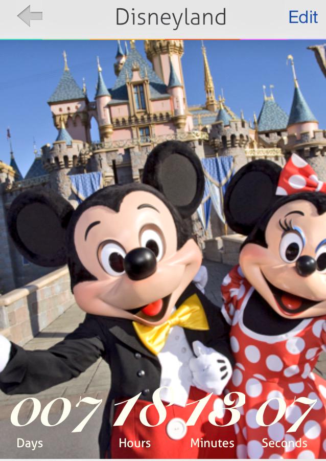 _adrii7's tweet photo. Disneyland for my princess bday party!! So excited!:D ✈️💕 7 days left❤️ http://t.co/1QcfviXyLY