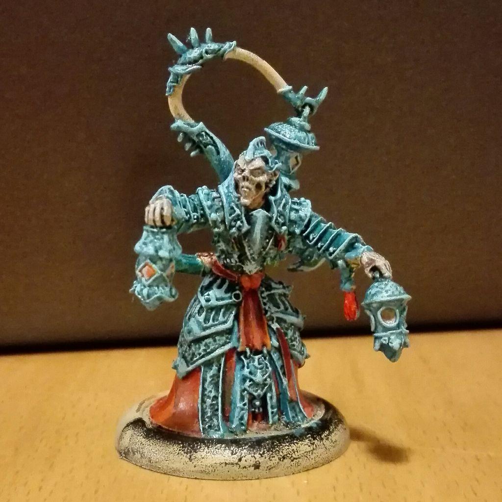 WysolLoya's tweet photo. Working on mordikaars armor. Thanks for providing the inspiration @PG_Pake  and @privateerpress  #tabletopquality http://t.co/TzVBeWWyW8
