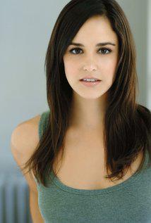 Happy Birthday to Melissa Fumero (33) 