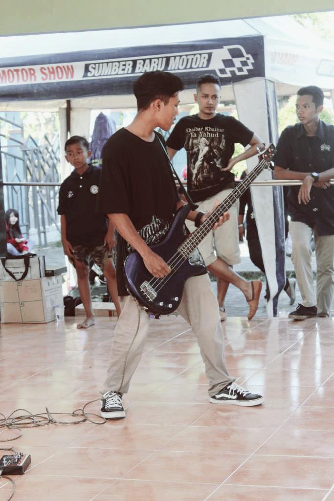 officialfo1's tweet photo. @SenyawaEluh http://t.co/xtWtowGQiU