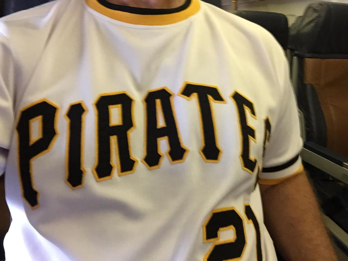 Wearing my Roberto Clemente jersey today in honor of my favorite player as a boy. birthday 