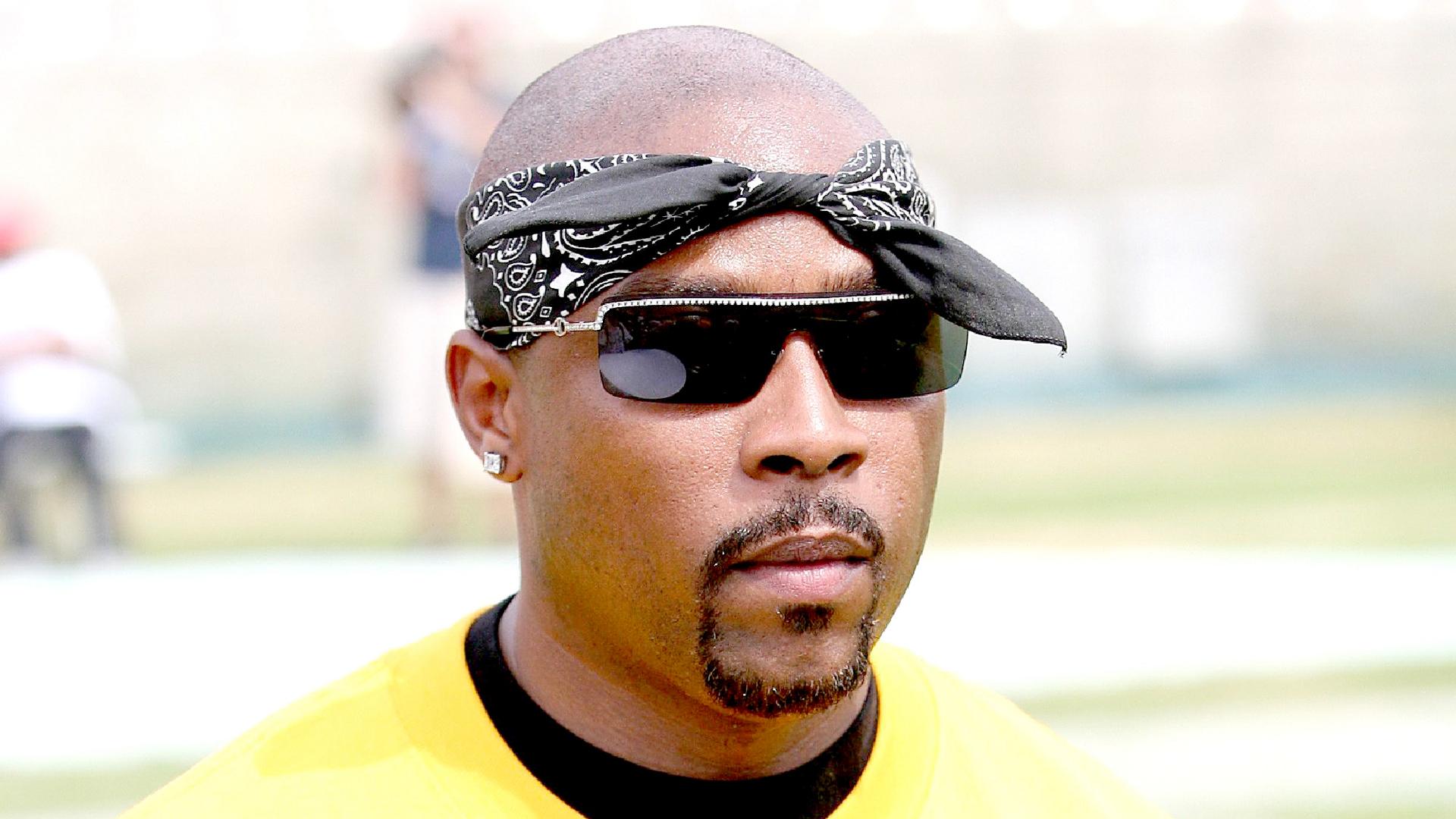 Happy Bday to the man that made me want to sing RIP Nate Dogg 