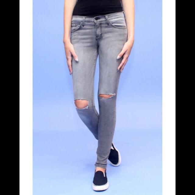 femmebotstyle's tweet photo. new denim hit the site today! #fallfashion #femmebotstyle #wearconfidence #streetstyle #BeABot #instashop http://t.co/4fcNcIE6X4