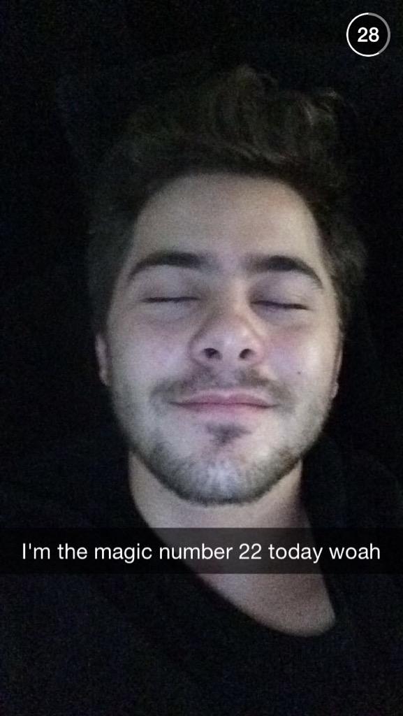  happy birthday to the dope ass Dominic Deangelis 