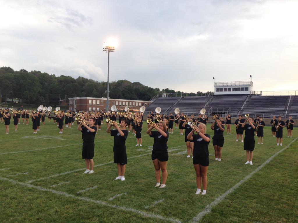 RLSD_Beavers's tweet image. And to close things out for Meet the Team Night: The Riverside Marching Band! #RiversidePride