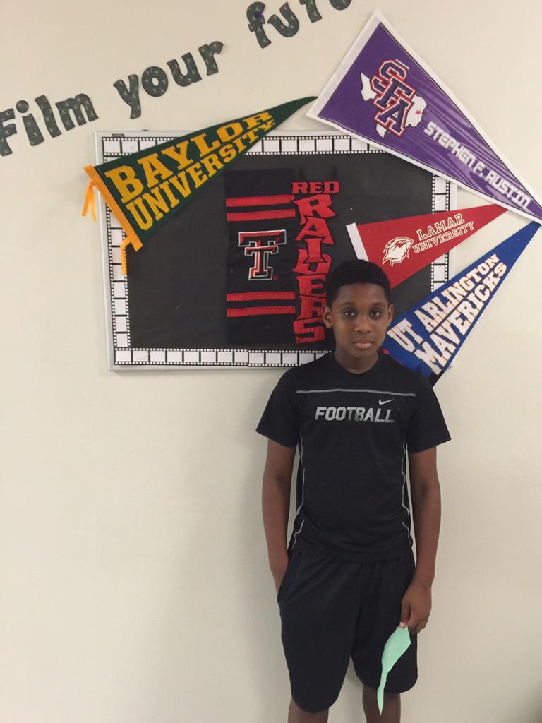 FLW1914's tweet photo. Meet the Teacher Night @ #SamHoustonMS. Great building, God atmosphere! Austin is heading to Middle School. Do well! http://t.co/WOkLQlgxx0