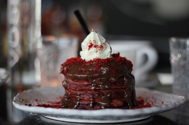 NationalInFocus's tweet photo. Yum, the @CocoaRoom_ is now open in Dubai: http://t.co/yyznjIVx4D http://t.co/1ffCQokzYu
