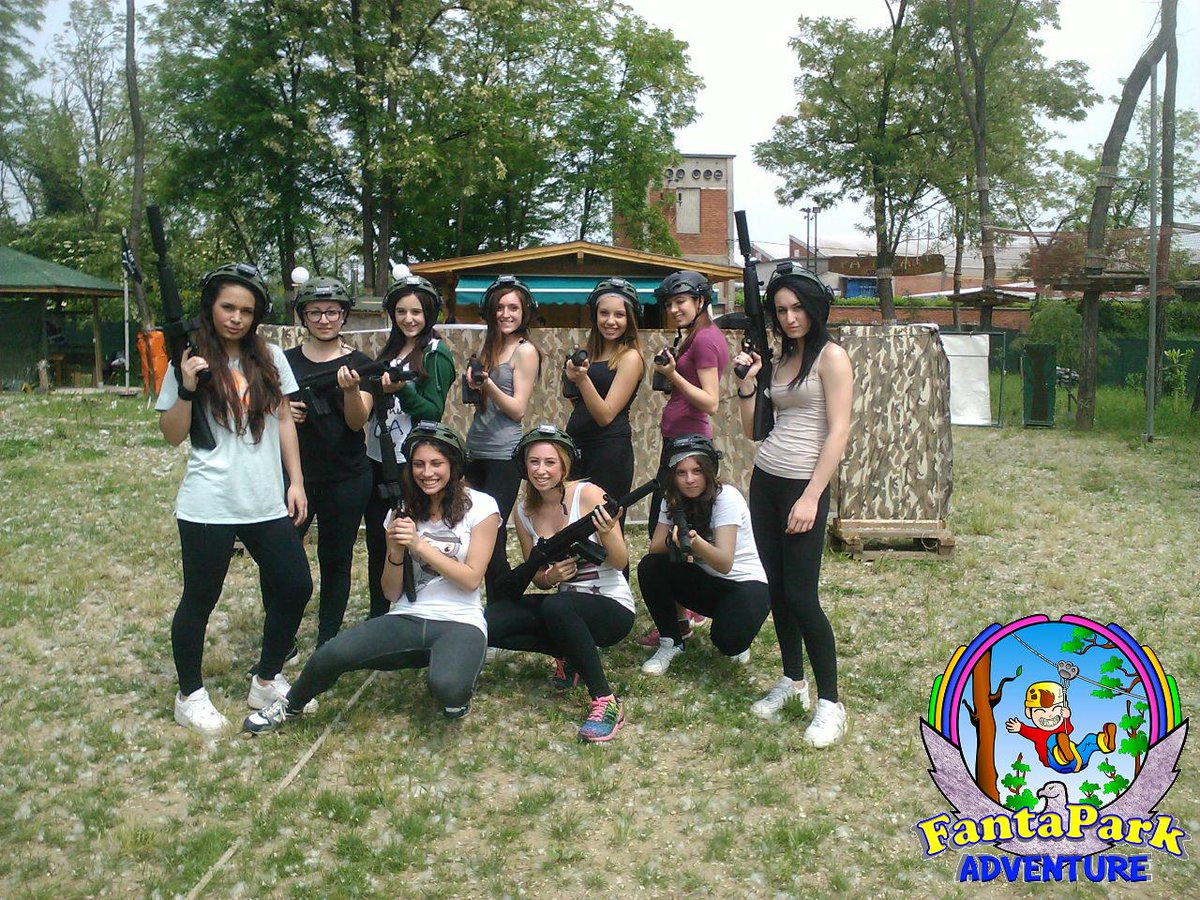 Fantapark's tweet photo. Laser tag al #Fantapark #parcoavventura #biassono #lasertag #lasergame #laser #divertimento http://t.co/WXrILRUv0d