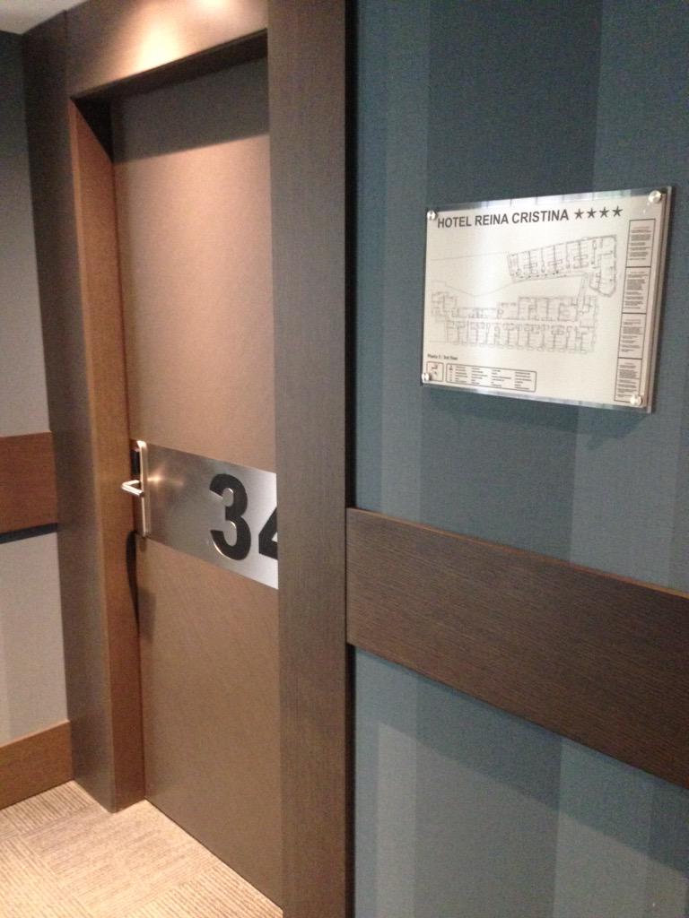 _CIHO_'s tweet image. Seguimos instalando las cerraduras Tesa Spy Wireless en el Hotel Reina Cristina de Teruel. #GargalloHoteles