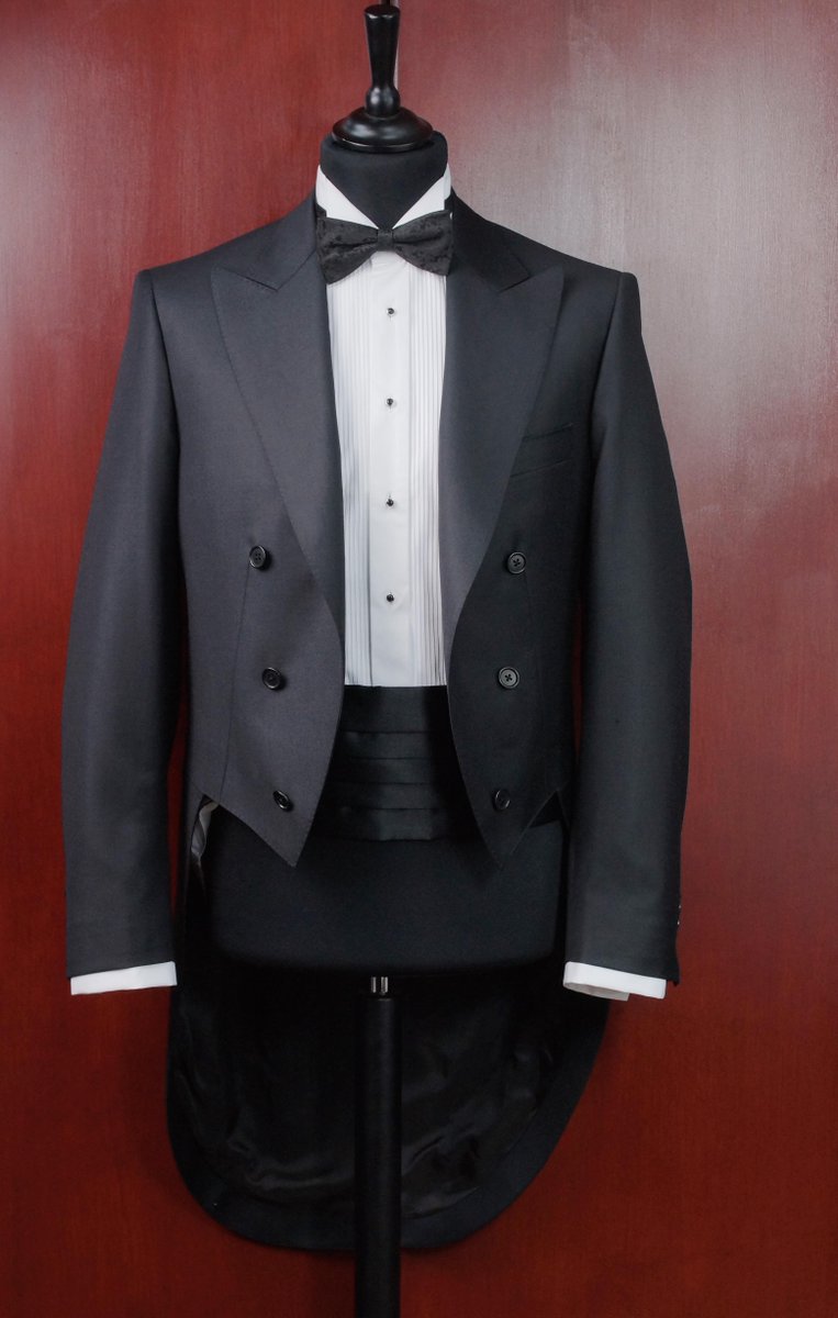 SLloydBespoke's tweet photo. Preparing for #Chelsea #WeddingFair this Sunday- there is nothing better than #bespoke for the big day! http://t.co/XWEHkjvqmt