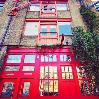 London's calling! bit.ly/instagramglove… … #london #travel #gloveler #reise