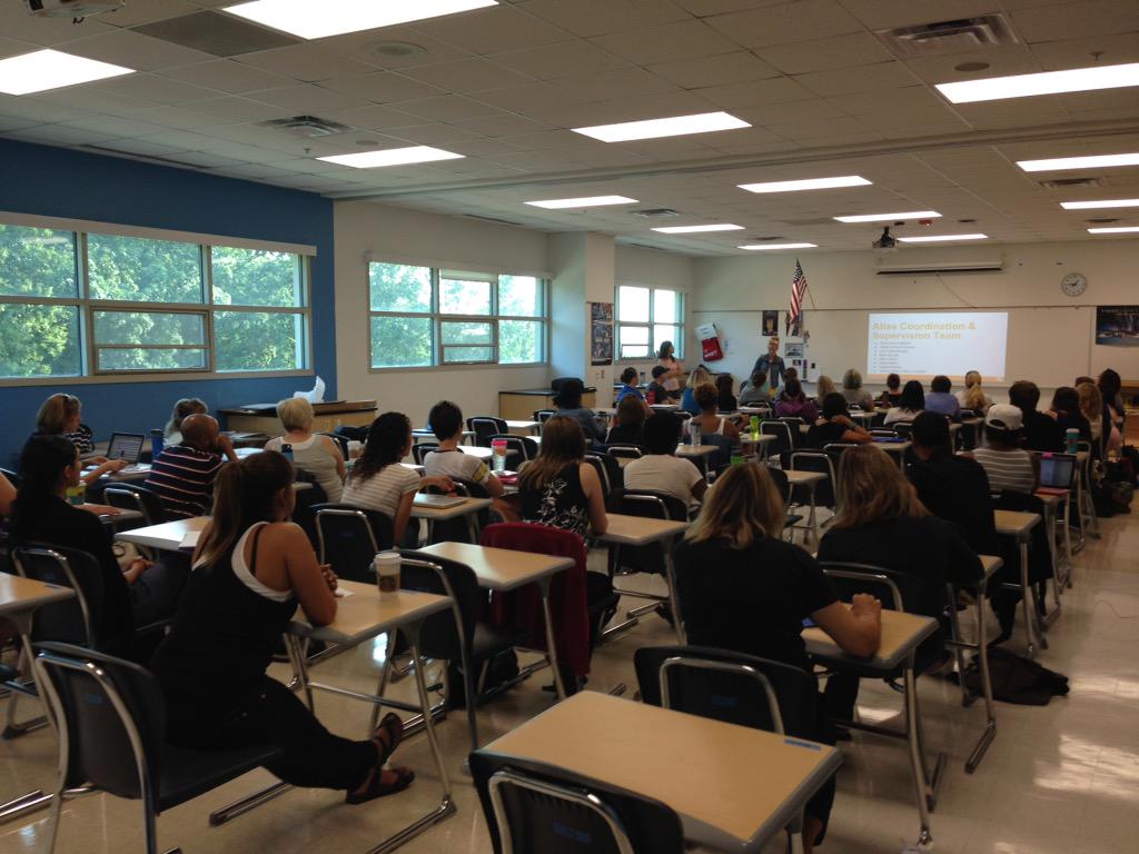 Teachers learning from teachers! Excellent! Carpenter &amp; Lawton are READY! <a href="/chieflearner06/">Michael Johnson</a> #wecarea2schools <a href="/a2lawton/">Lawton</a>