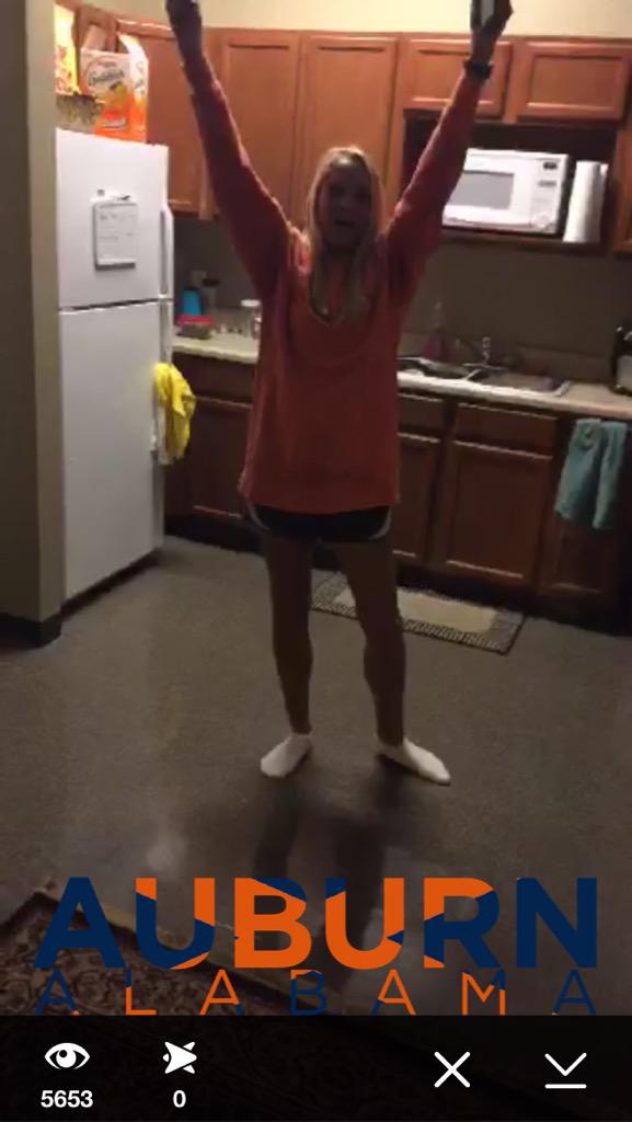 tracymoore__'s tweet image. How I felt when 124 made the auburn snapchat story 😎 #trackem