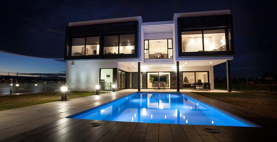 GAYAFORES's tweet image. RT @habitissimo: .@BocetoDECO enseña una casa en la que el diseño y comodidad no están reñidos goo.gl/o8WhVv