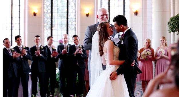 Weddingmagazine's tweet image. This brave couple&apos;s #wedding day was all kinds of wonderful: ow.ly/RCJyV (And might just make you cry...)