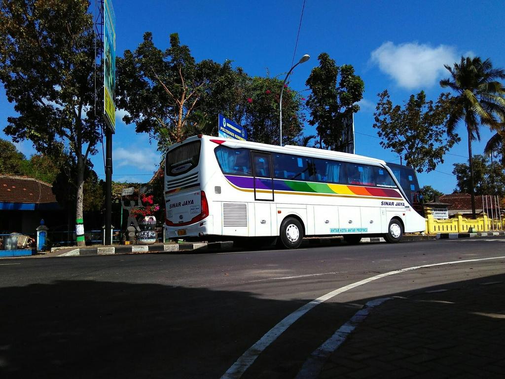 Enak banget 17RC jadi jatah Merak-Jogja <a href="/SinarJayaGroup/">Sinar Jaya Group</a> <a href="/Sinarjaya_mania/">Sinar jaya mania</a> pic: Alqodri