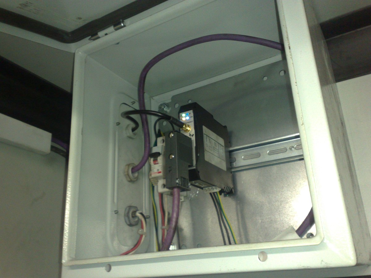 The Eagle's Nest: wireless connection using DataEagle #profibus #profinet #profsafe ow.ly/QhwE5