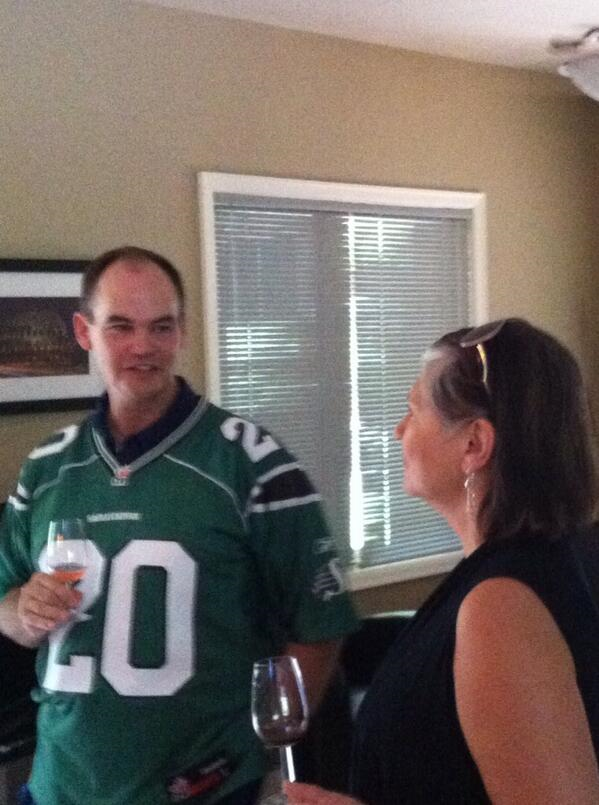 #TBTuesday to Sep 1 '13 launch of <a href="/TGCWC/">Gr8CdnWineChallenge</a> chez <a href="/UncorkOntario/">Shawn McCormick</a>. Riders won '13 Grey Cup.Now I know what's wrong this yr