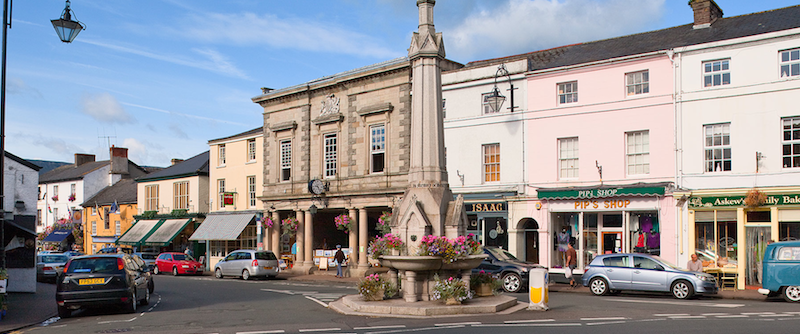 BeaconsTourism's tweet photo. Month til Crickhowell's first Literary Festival takes place,full programme via #BreconBeacons https://t.co/j5QMAhqIrJ http://t.co/rGeRK6kQDP