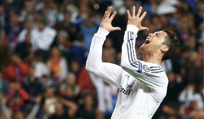 TotalZulia's tweet photo. #LigaBBVA Cristiano Ronaldo es el peor dando pases en el Real Madrid http://t.co/ucPRfTxdWz  http://t.co/p7KyHNQIvz