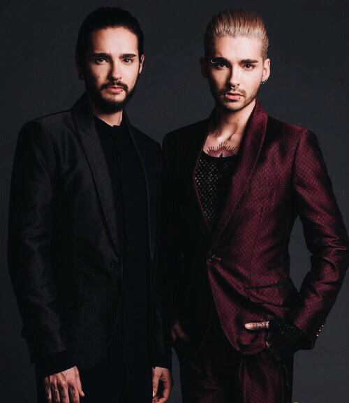 Normal person: Hello September! 
ALIENS: HAPPY BIRTHDAY BILL AND TOM KAULITZ!  