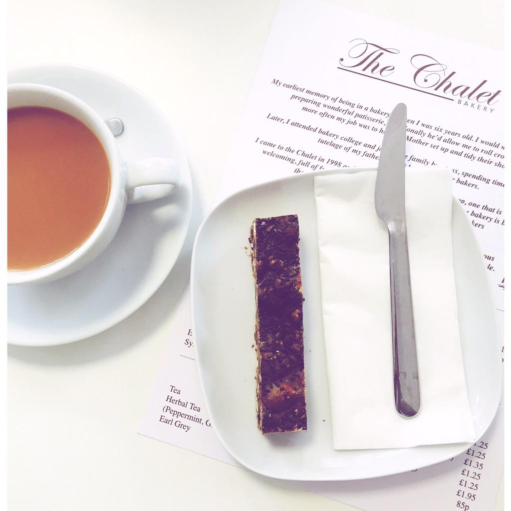 Lovely afternoon tea at <a href="/TheChaletBakery/">The Chalet Bakery</a> today ☕️✨