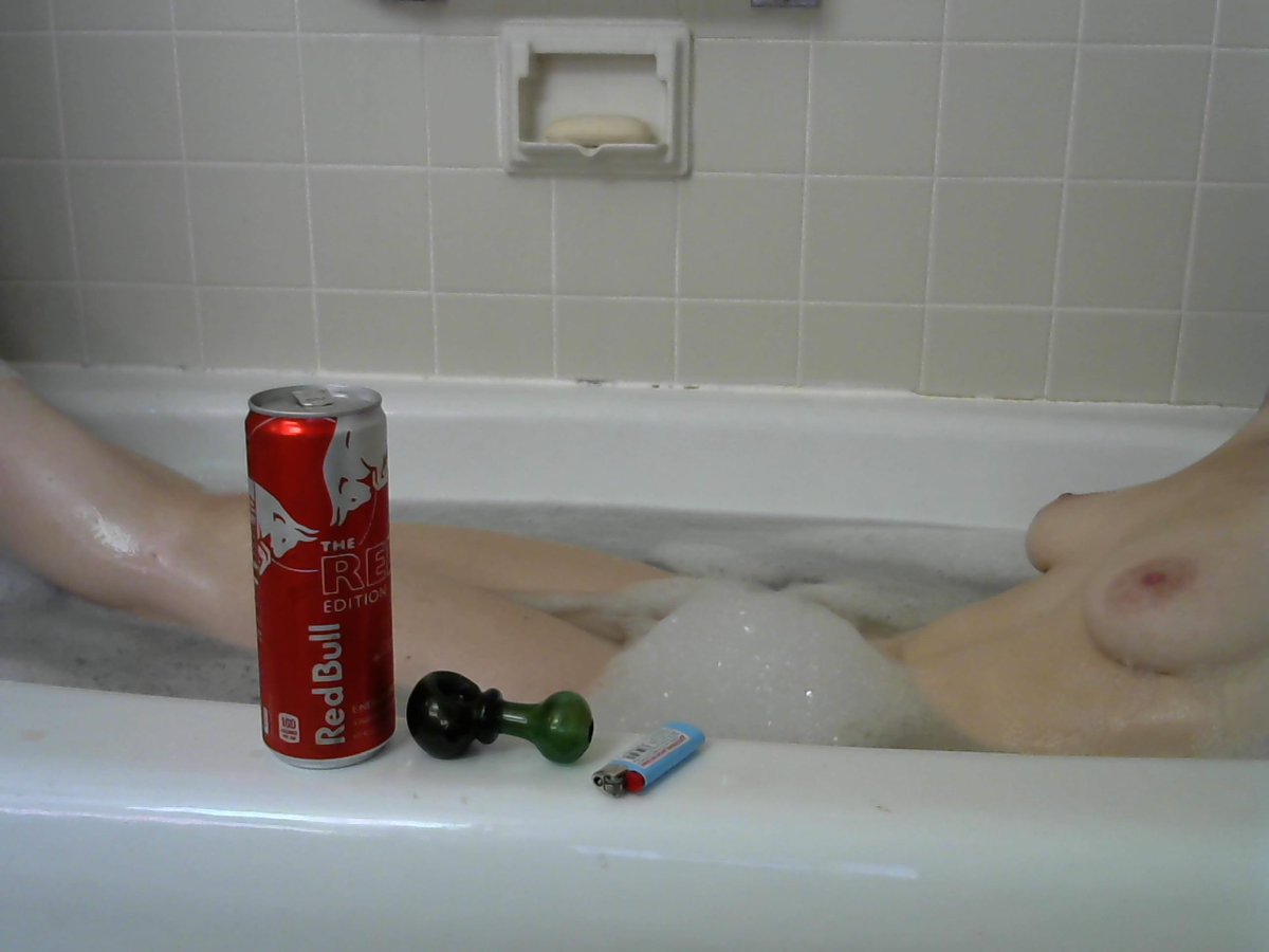 Getting online shortly for an afternoon bath! Chaturbate.com/foxxymolly <a href="/illest365/">Illest Industries™</a> <a href="/Rocker_Chang/">RockerChang(張明輝)</a>  @MFC_CB_camgirls