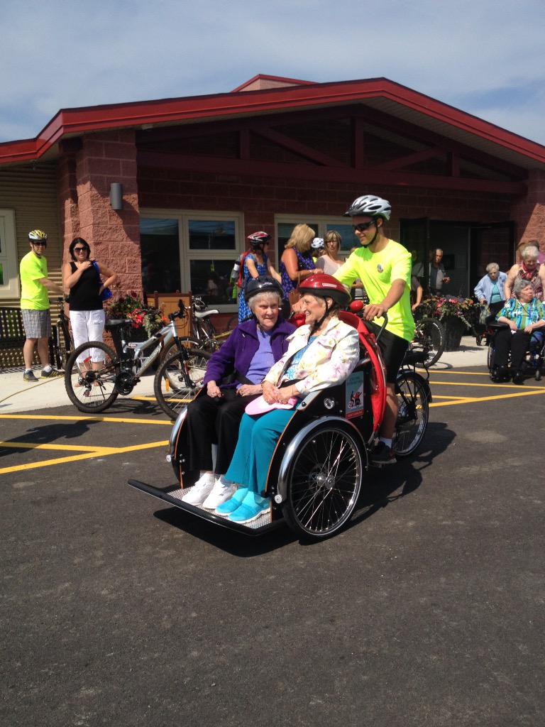 MelnortonNB's tweet image. Nice leadership by @LLVFoundation &amp;amp; team. Establishing 1st chapter of Cycling Without Age in #Canada #renaissancecity