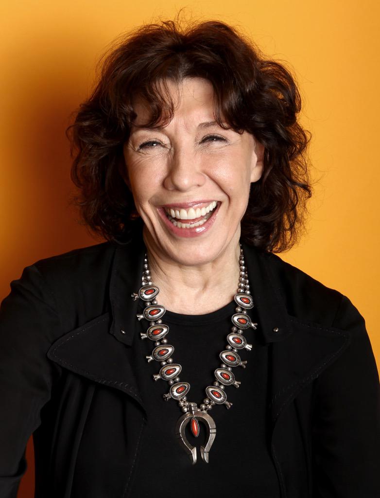 HAPPY BDAY LILY TOMLIN! HOW IS THE FLEA MARKET GOING?? HOW IS THE JEWELRY SELLING? U MARKED ME TARDY THO LILY  