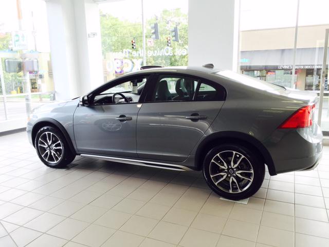Our brand NEW model has arrived! Come into Jim Fisher Volvo to see the 2016 S60 Cross Country! Now apart of the fam:)