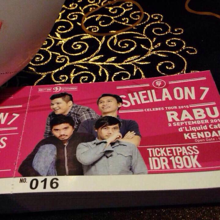 MALAM INI! Kendari akan menjadi Kota Pertama Konser Tour Sulawesi <a href="/sheilaon7/">Sheila On 7</a> , Sudah Punya Tiketnya ?

<a href="/kendarinews/">Sabaruddin Hasan</a>