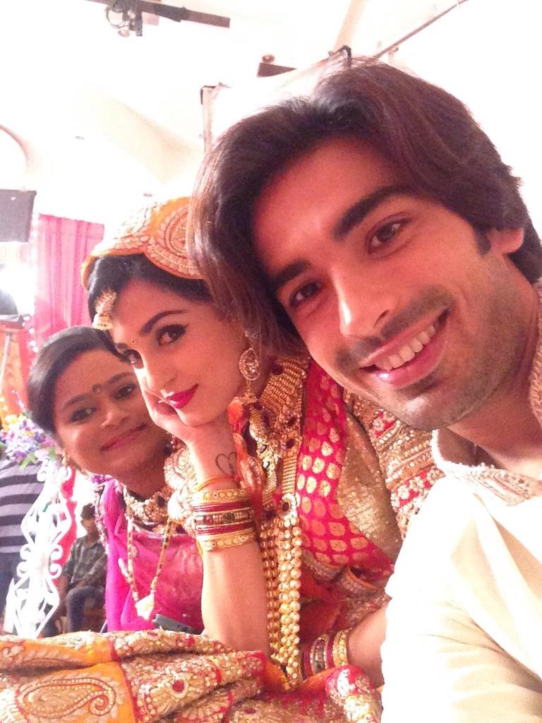 Embedded image permalink