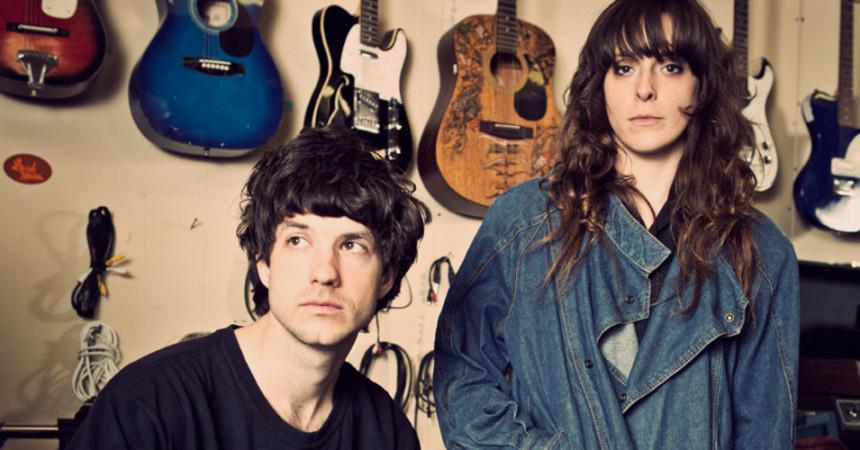 sopitas's tweet image. Ya se fue agosto y ya escuchamos los discos de ese mes, aquí nuestros favoritos: sopit.as/1EzM1IM