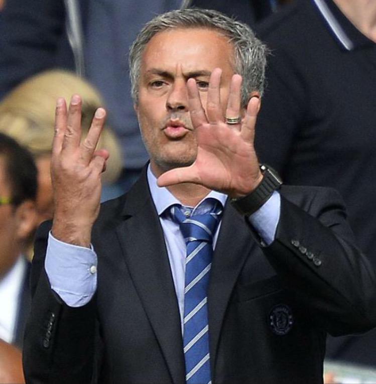 TheArsenalHQ's tweet photo. How many points are Chelsea off of first place, Jose? http://t.co/hBv94rD2iX