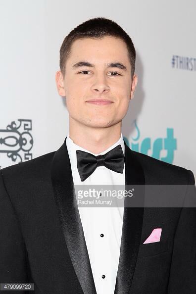  Happy Birthday Kian Lawley :) !! 