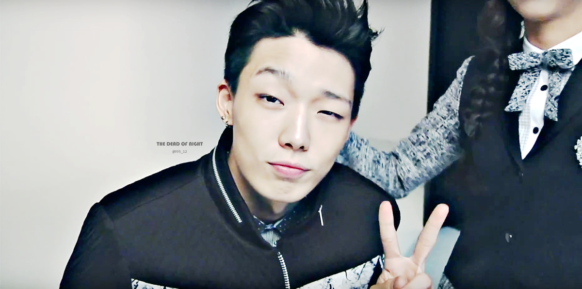 995_12's tweet photo. [CAP] 스마트메이킹영상 바비 캡쳐 ♥ #Bobby #바비 #김지원 http://t.co/VvXZ3rfeAP