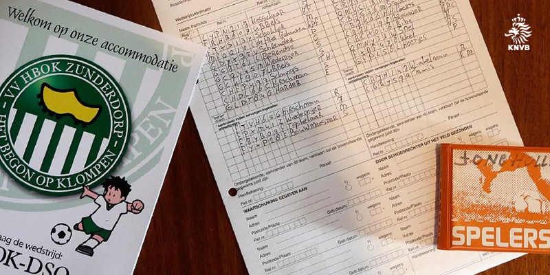 KNVB's tweet photo. Dispensatie spelerspas weer ingetrokken: http://t.co/HrA4zCqC36. http://t.co/j2anDxf1oI