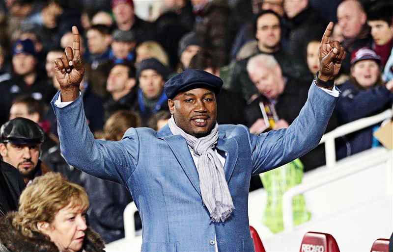 Happy Birthday, Lennox! The big man in 50 years old today. Our tribute here: 