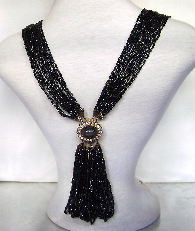 AmazingGems's tweet photo. #Vintage #French Jet Microbeaded Detachable Tassel Jeweled Clasp #Necklace  JustSparkles http://t.co/WbX70utga2 @Etsy http://t.co/jSkLWWM01e