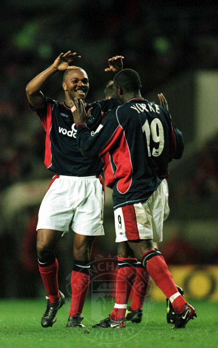 Check out! skuad #mufc untuk pertandingan Legend Clash melawan Liverpool: bddy.me/1fVyT4Q #LegendsOnTour