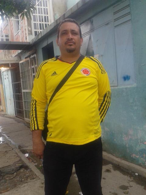 Octavio822Jose's tweet photo. Hola http://t.co/Tww6O5R4UT