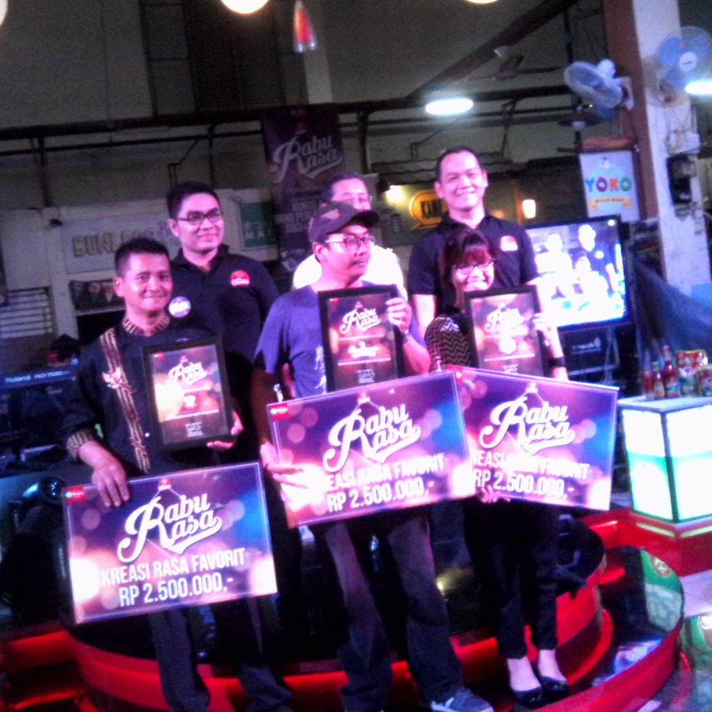 Para pemenang kreasi rasa di #RabuRasa <a href="/EatMeSandwich/">EatMe! Sandwich</a> @chickenerei @seventychef