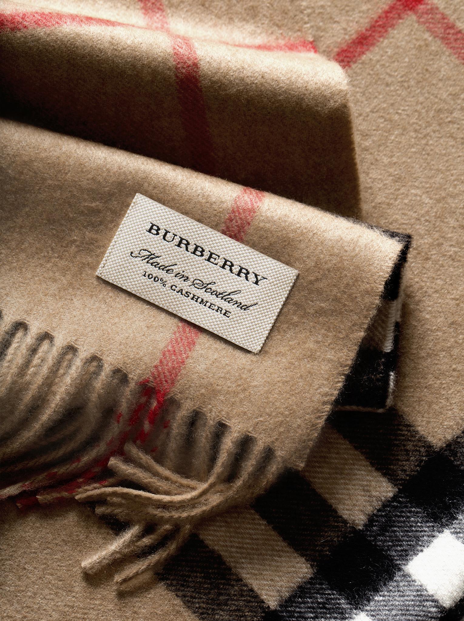 How To Spot A Fake Burberry Scarf: Ways To Tell Real Scarves |  