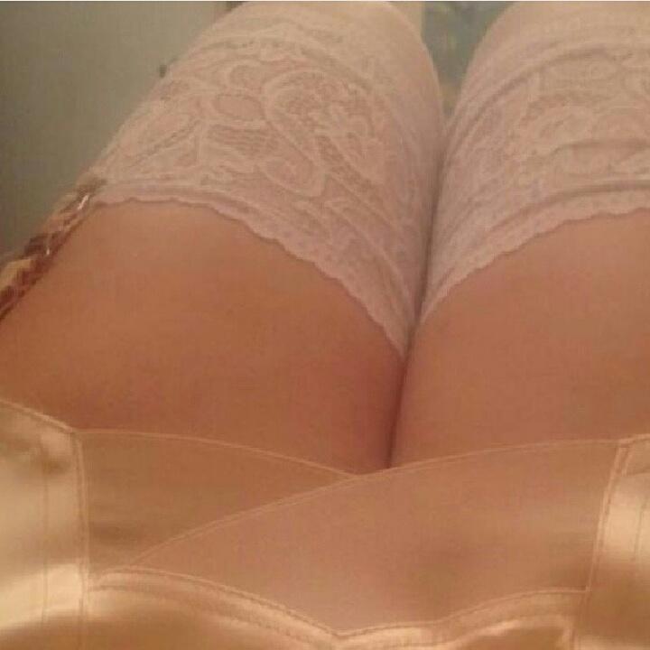 هاي كيفكم زوجي عورني اليوم عنيف