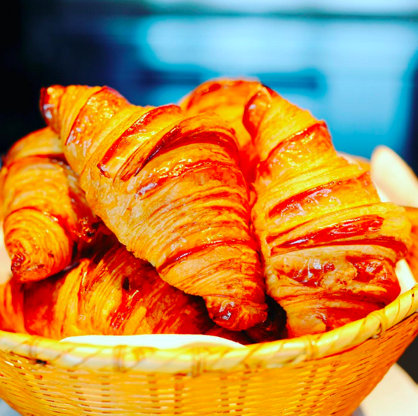 PanetteNYC's tweet photo. We offer delicious #French #pastries: try our #croissants w/ your #morning #coffee or as a #dessert or #snack! #nyc http://t.co/wSJLYAYcDA
