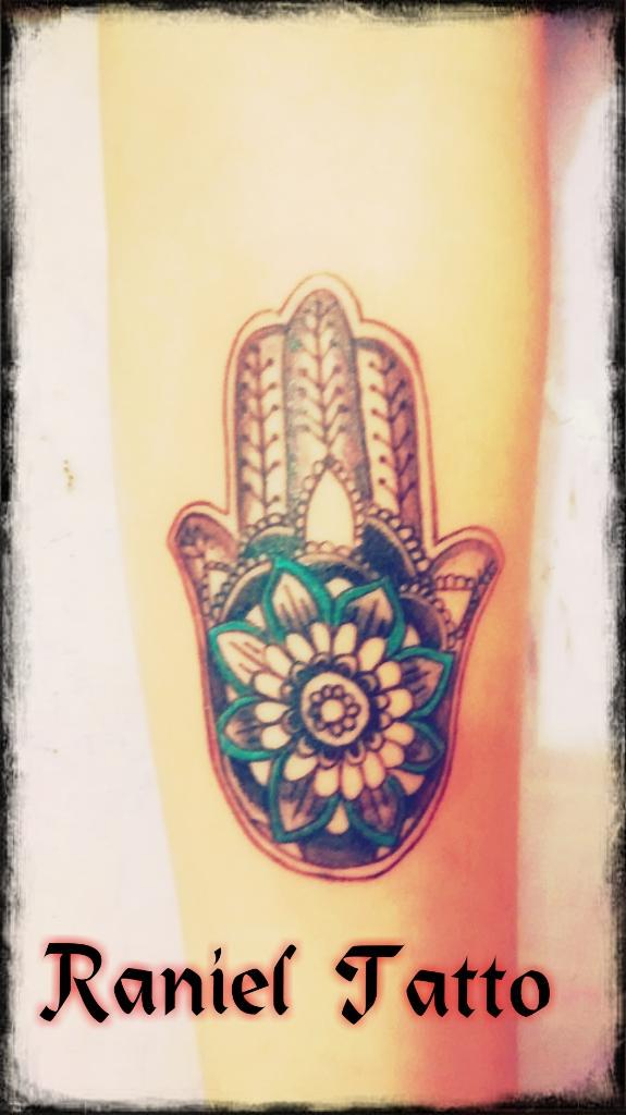 FilhaRaniel's tweet photo. - ainda sobre alguns dias ai rs .
#TattooVicio #RanielTattoo #SacArt
@TheBlackSheepTattooStudio 
🙏 http://t.co/0iIK5ly5eS